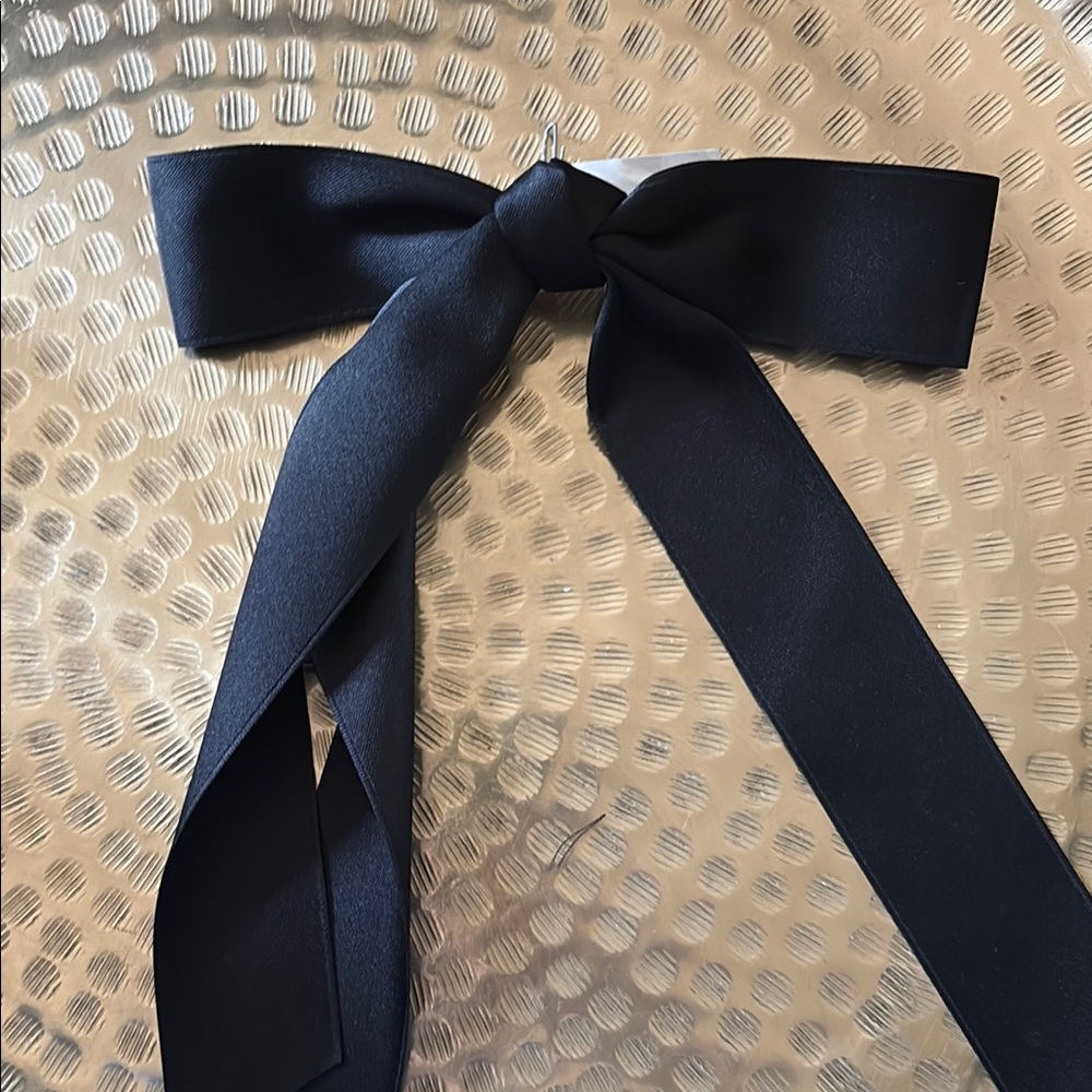 Elegant Black Bow Hair Accessory